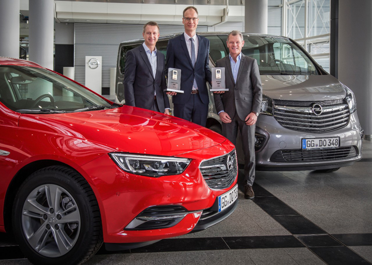 Νικητές τα Opel Insignia και Opel Vivaro Life στα ‘Βραβεία Συνδεμένων Αυτοκινήτων’ 