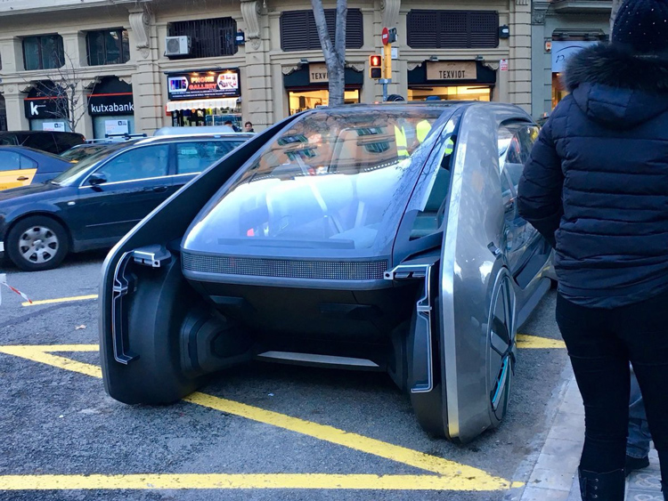 Renault EZ-GO Concept - Αυτό είναι το αυτοκίνητο του μέλλοντος