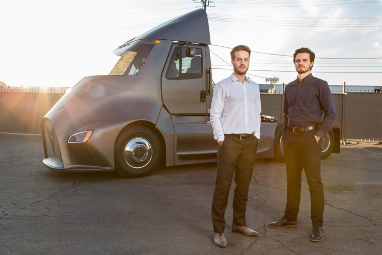 Η Thor Trucks παρουσιάζει ηλεκτρικό ημι-φορτηγό κατηγορίας 8