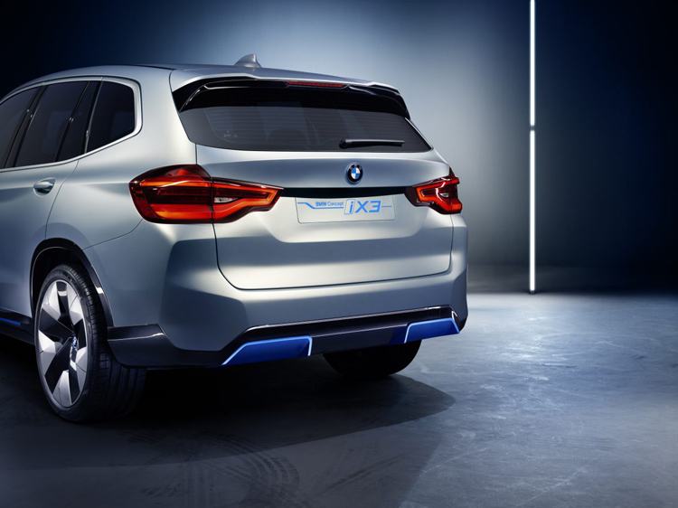 BMW iX3 Premium E-SUV