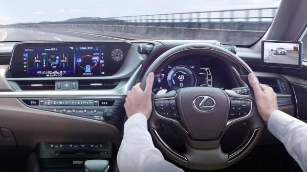 Ψηφιακοί καθρέφτες στο Lexus ES 2019
