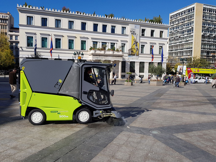 Τα νέα, αμιγώς ηλεκτροκίνητα σάρωθρα της Green Machines, διατηρούν την πόλη καθαρή και “πράσινη”