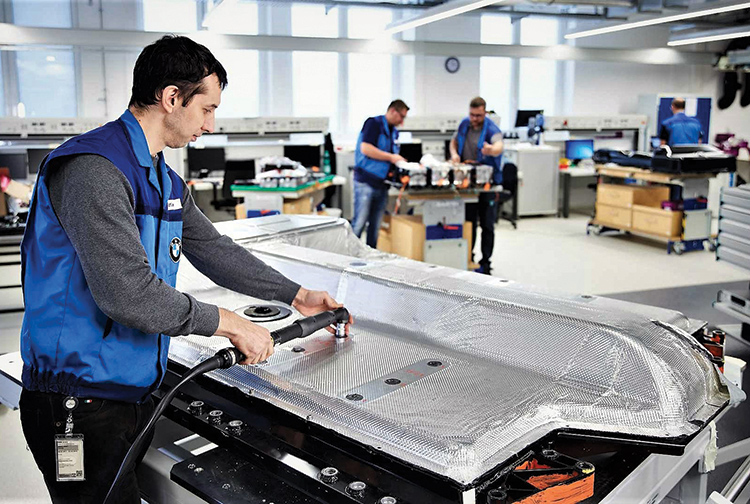 Σύστημα μετάδοσης Ηλεκτρικής κίνησης 5ης γενιάς BMW