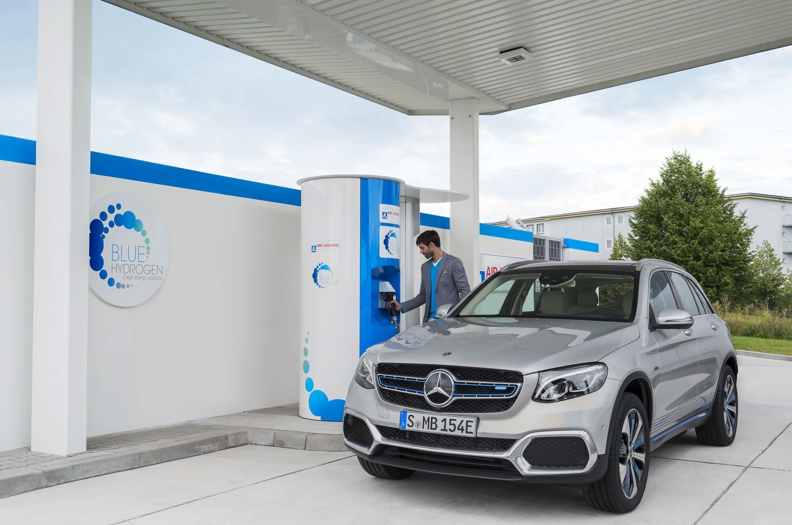 Mercedes με το GLC F-Cell