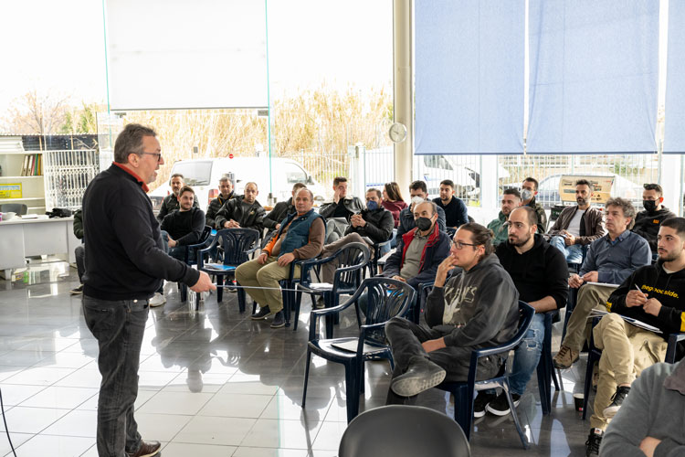 Ολοκληρώθηκε το Τεχνικό Σεμινάριο Ηλεκτροκίνησης στη Πάτρα