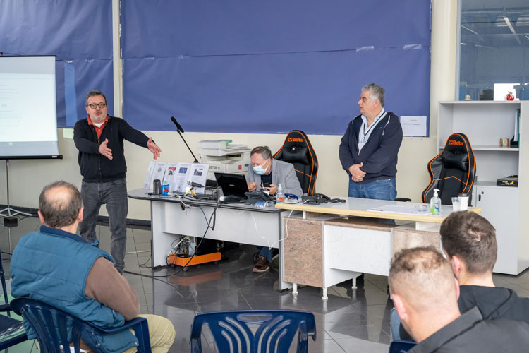 Ολοκληρώθηκε το Τεχνικό Σεμινάριο Ηλεκτροκίνησης στη Πάτρα